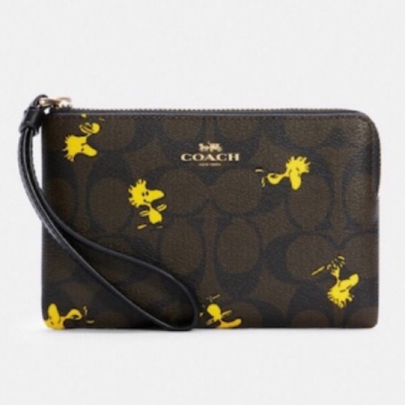 Coach Handbags - Authentic Peanuts Coach Woodstock Wristlet NWT